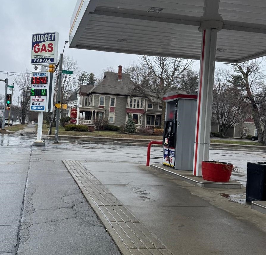Budget Gas station exterior